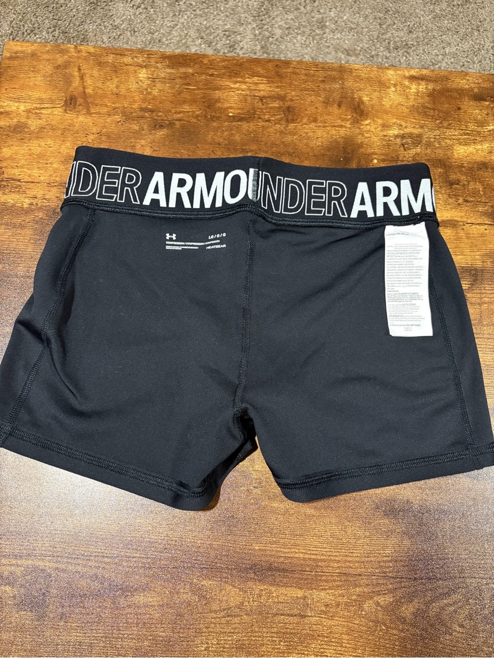 Under Armour Size Large Black Compression Athletic Performance Shorts